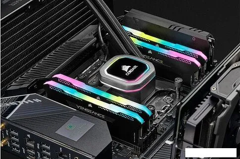 Оперативная память Corsair Vengeance RGB PRO SL 2x8GB DDR4 PC4-28800 CMH16GX4M2D3600C18