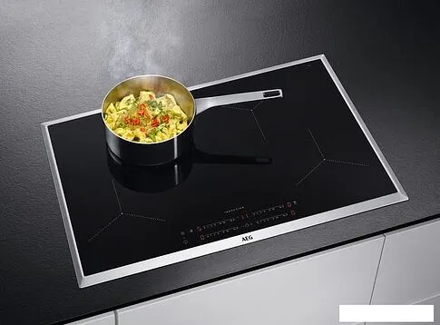 Варочная панель AEG IKB84431XB