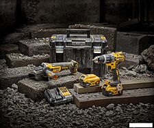 DeWalt DCK2080P2T (шуруповерт, болгарка, 2 АКБ, кейс)
