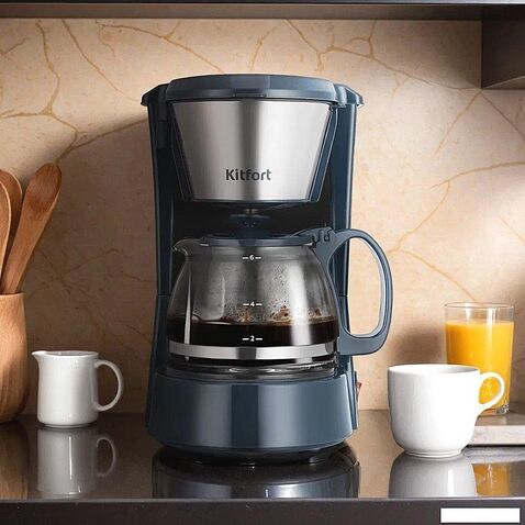 Капельная кофеварка Kitfort KT-7376