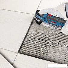 Мультифункциональная шлифмашина Bosch GOP 12V-28 Professional [06018B5001]