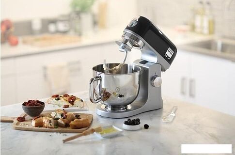 Кухонный комбайн Kenwood kMix KMX 750BK