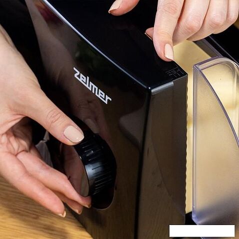 Ломтерезка Zelmer ZFS0916B