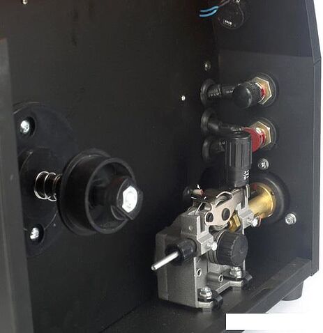 Сварочный инвертор Patriot WMA 225MQ [605 30 1755]