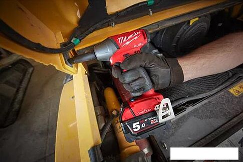 Ударный гайковерт Milwaukee M18 ONEIWF12-0X Fuel 4933459198 (без АКБ, кейс)
