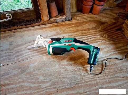 Сабельная пила Bosch Keo (0600861900)