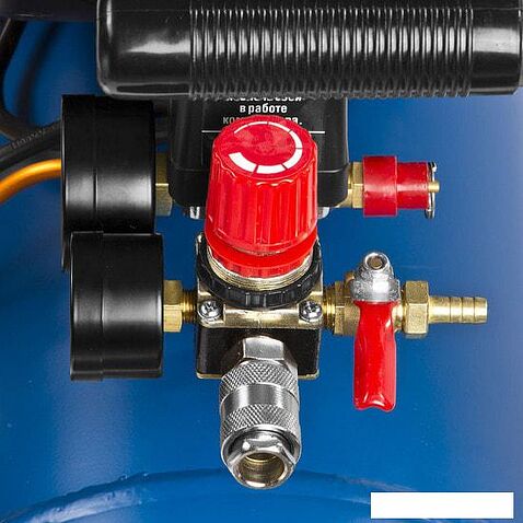 Компрессор Зубр ЗКПМ-240-24-1.5