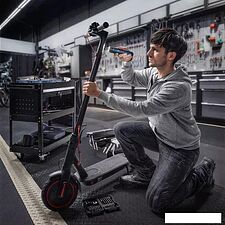 Электроотвертка Bosch Go Professional 06019H2200 (с АКБ, кейс) Электроотвертка Bosch Go Professional 06019H2200 (с АКБ, кейс)