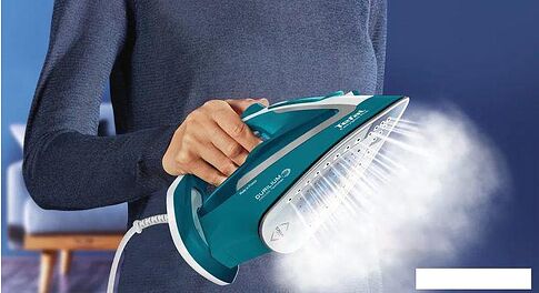 Утюг Tefal Easygliss Plus FV5772E0