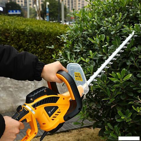 Кусторез Deko DKBC950 085-2041