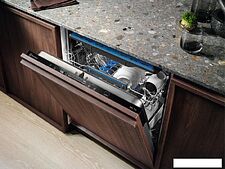 Встраиваемая посудомоечная машина Electrolux EEM48300L
