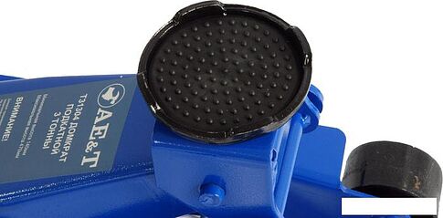Подкатной домкрат AE&T T31304 3т