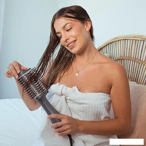 Фен-щетка Cecotec CeramicCare Unique Triangle 3503