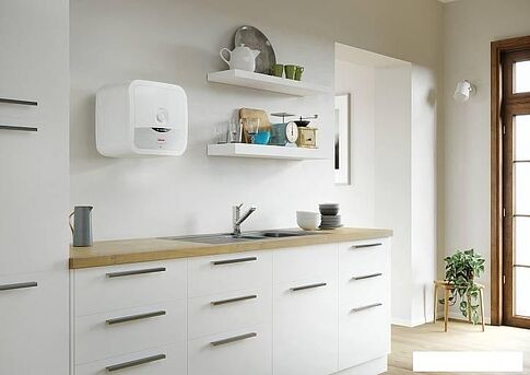 Накопительный электрический водонагреватель Ariston ANDRIS2 B 10 U