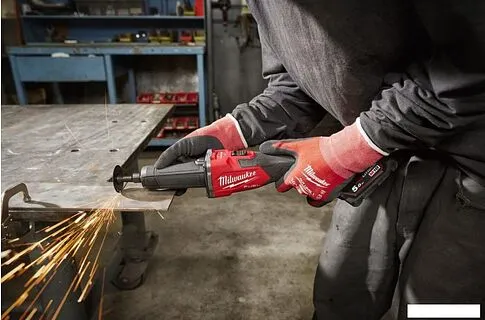 Прямошлифовальная машина Milwaukee M18 FDGRB-0X 4933480953 (без АКБ, кейс)