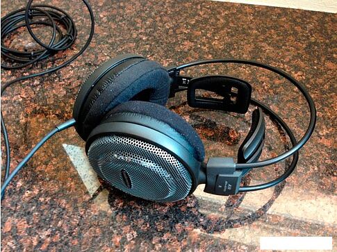 Наушники Audio-Technica ATH-AD700X