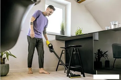 Пылесос Karcher VC 4 Cordless myHome 1.198-620.0
