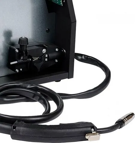 Сварочный инвертор Brait MIG-200E