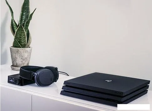 Наушники SteelSeries Arctis Pro Wireless (черный)