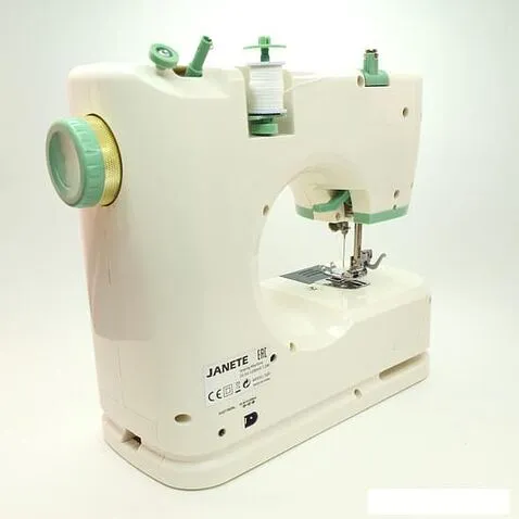 Электромеханическая швейная машина Janete 520