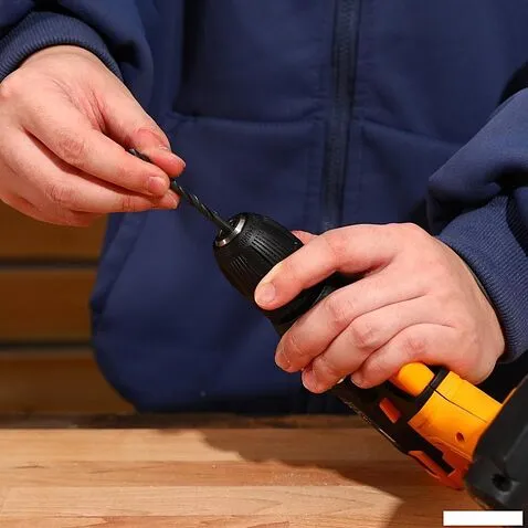 Дрель-шуруповерт Deko Banger 20V ONE + 083-1042 (с 1-им АКБ)