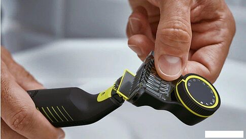 Универсальный триммер Philips OneBlade Pro Face QP6506/15