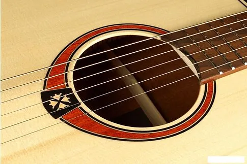 Акустическая гитара LAG Tramontane 70 T70D