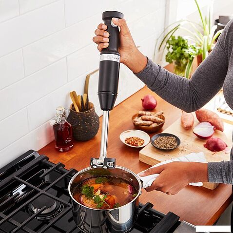 Погружной блендер KitchenAid 5KHBV83EOB