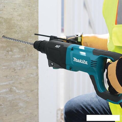 Перфоратор Makita HR2641
