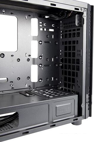 Корпус Chieftec AL-02B-OP