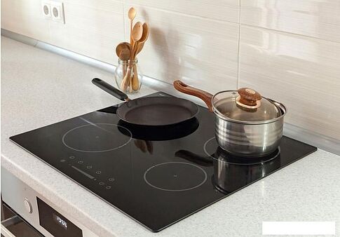 Варочная панель Thomson HI20-4N06