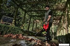 Ручная воздуходувка Milwaukee M18 FUEL M18FBLG3-0 4933493301 (без АКБ) Ручная воздуходувка Milwaukee M18 FUEL M18FBLG3-0 4933493301 (без АКБ)