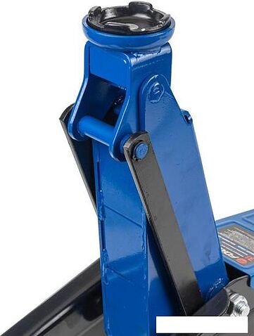Подкатной домкрат FORSAGE F-T830011L 3т