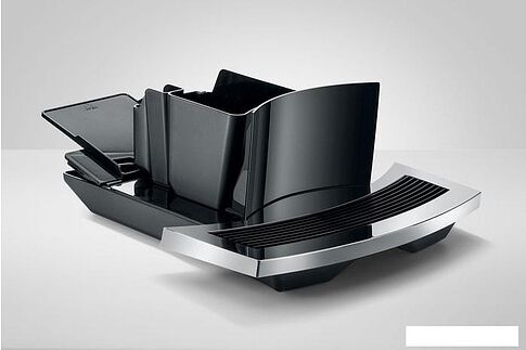 Эспрессо кофемашина JURA E8 Piano Black 15355