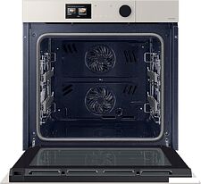 Электрический духовой шкаф Samsung Bespoke NV7B7997AAA/WT
