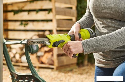 Ленточная шлифмашина Ryobi R18PF-0 (без АКБ)