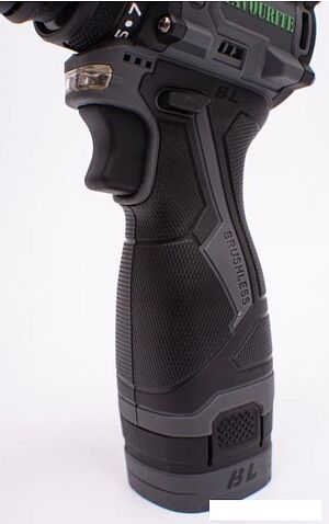 Дрель-шуруповерт Favourite DC 1620 PROF (с 2-мя АКБ, кейс)