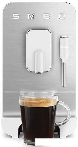 Эспрессо кофемашина Smeg BCC02WHMEU