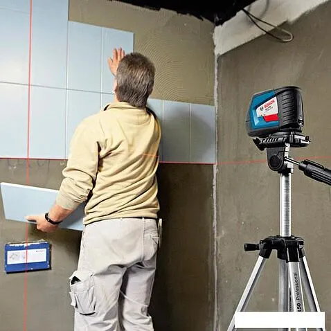 Лазерный нивелир Bosch GLL 2-50 [0601063105]