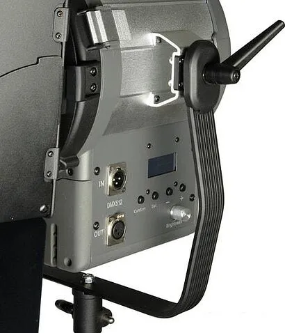 Лампа GreenBean Fresnel 200 LED X3 DMX