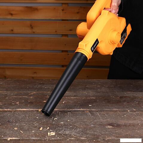 Ручная воздуходувка Deko DKBL20 086-2010 (с 2-мя АКБ)