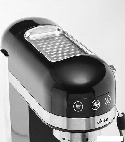 Рожковая кофеварка Ufesa Palermo Black