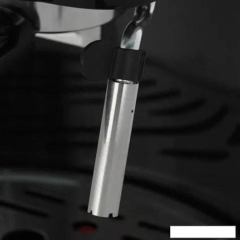 Рожковая помповая кофеварка Brayer BR1100