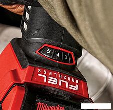 Угловая шлифмашина Milwaukee M18 FSAGV125XB-0X Fuel 4933478436 (без АКБ) Угловая шлифмашина Milwaukee M18 FSAGV125XB-0X Fuel 4933478436 (без АКБ)