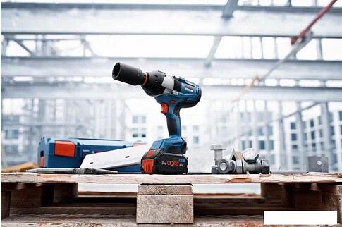 Гайковерт Bosch GDS 18V-1050 H Professional 06019J8502 (с 2-мя АКБ 8 Ah, кейс)