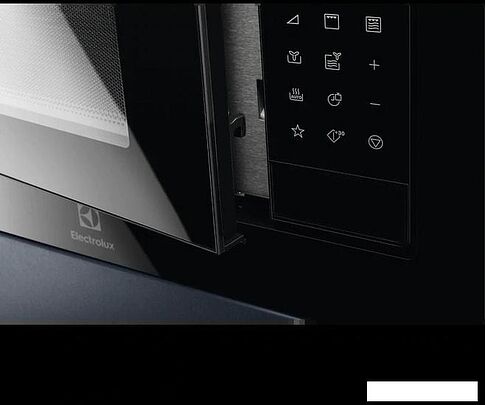 Микроволновая печь Electrolux LMS4253TMK