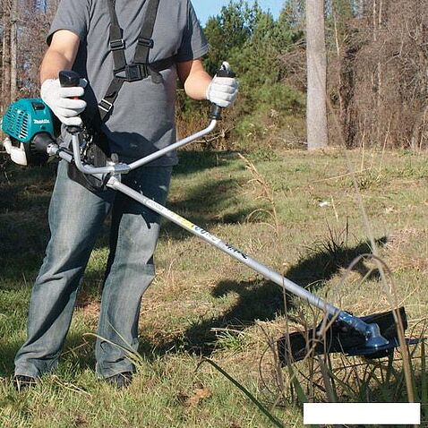 Триммер Makita EM2650UH