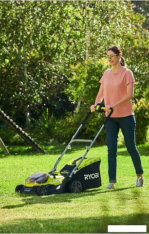 Газонокосилка Ryobi RY18LMH37A-250 Hybrid (с 2-мя АКБ)