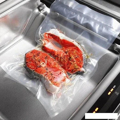 Вакуумный упаковщик Miele EVS 7010 OBSW