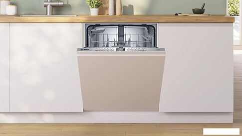 Встраиваемая посудомоечная машина Bosch Serie 4 SMV4HTX00E